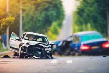 How can an Austin (TX) car accident lawyer assist you in handling legal issues?